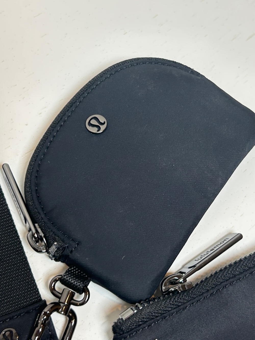 Lululemon Black Dual Pouch Wristlet New Without Tags - Picture 4 of 9